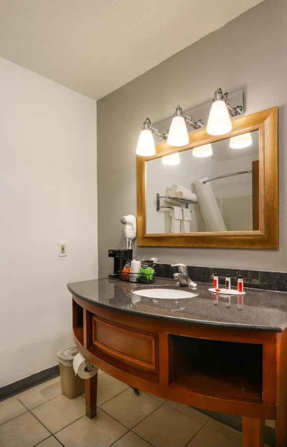 Bliss Point Inn & Suites New Buffalo Bagian luar foto