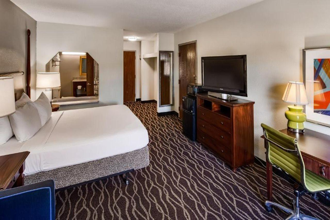 Bliss Point Inn & Suites New Buffalo Bagian luar foto